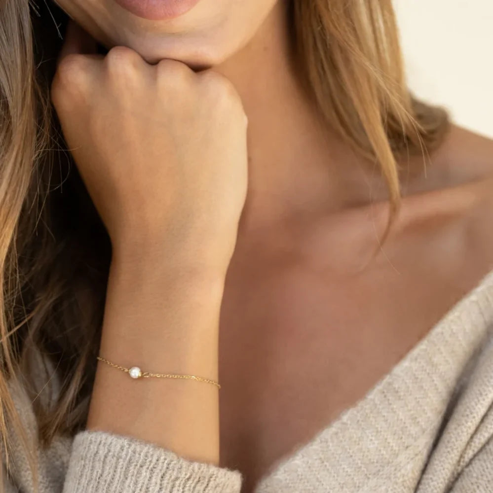 Sea Shell Pearl Ultra Thin Bracelet for Woman