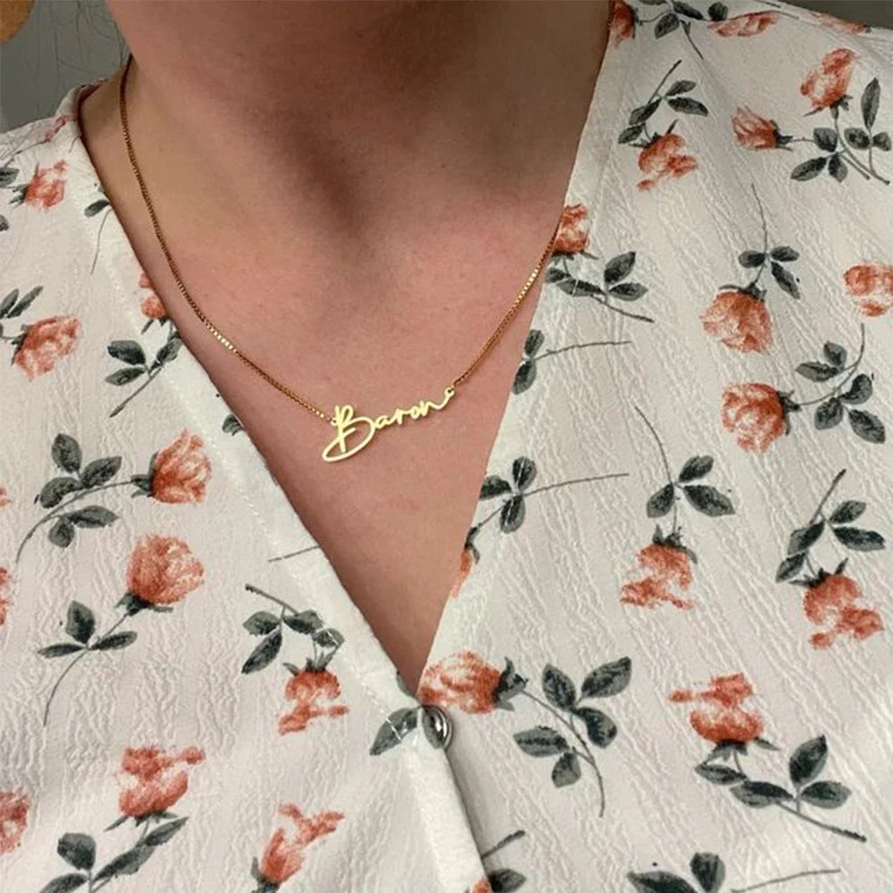 Customized Name Stainless Steel Necklace for Women Personalized Letter Gold Plated Choker Necklace Pendant Nameplate Gift