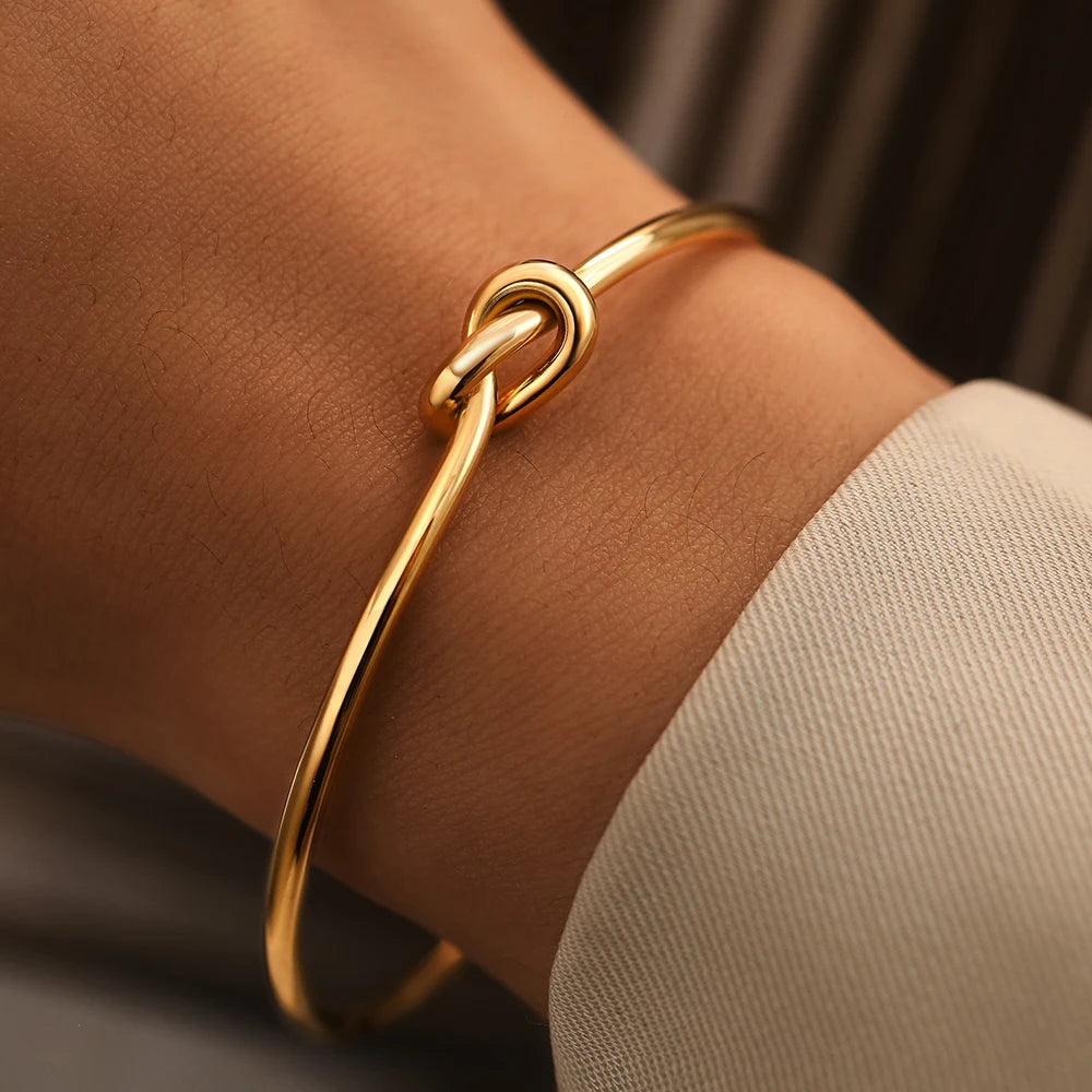 Stainless steel double knotted bracelet